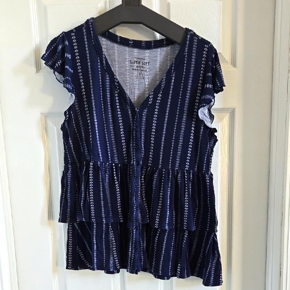 Navy and White Ruffle Top Size 1X